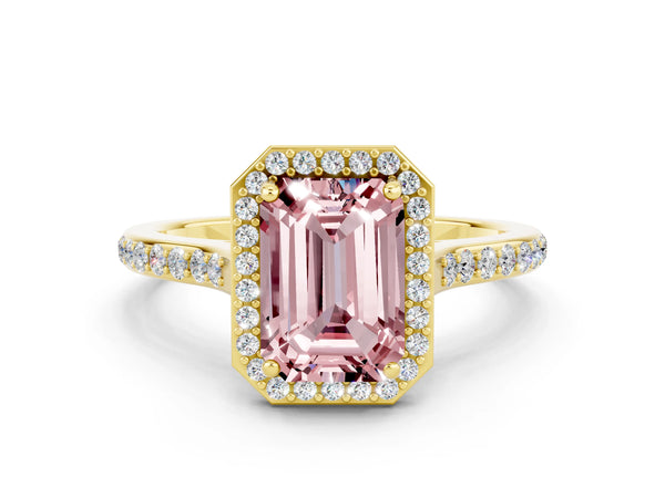 Yellow gold Emerald Cut Halo Round Diamond Pavé Band with Four-Prong Setting