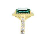 Yellow gold Emerald Cut Halo Round Diamond Pavé Band with Four-Prong Setting_5