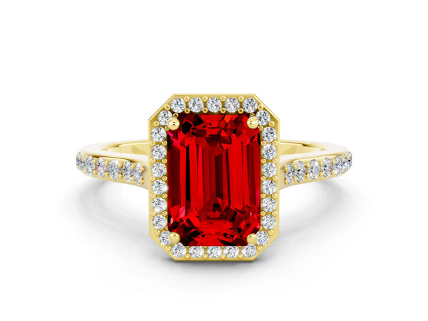 Yellow gold Emerald Cut Halo Round Diamond Pavé Band with Four-Prong Setting