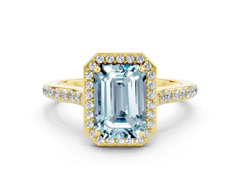 Yellow gold Emerald Cut Halo Round Diamond Pavé Band with Four-Prong Setting