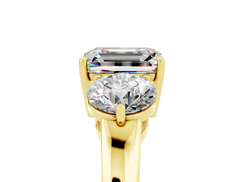 Yellow gold Emerald Cut Moissanite Three-Stone Ring with Prong Setting and Classic Band_5