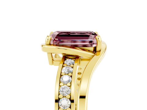 Yellow gold Emerald Cut Morganite Solitaire Ring with Split Shank and Prong Setting_5