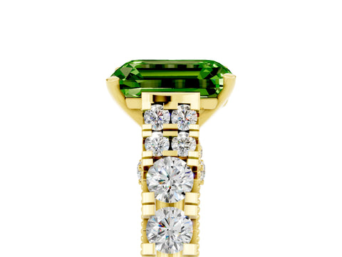 Yellow gold Emerald Cut Peridot Classic Solitaire Ring with Pavé Band and Four-Prong Setting_5