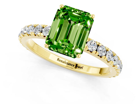 Yellow gold Emerald Cut Peridot Pavé Solitaire Engagement Ring with Four-Prong Setting_13