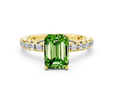 Yellow gold Emerald Cut Peridot Pavé Solitaire Ring with Round Band and Prong Setting_24