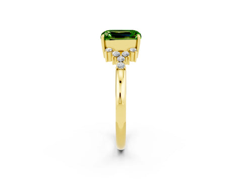 Yellow gold Emerald Cut Peridot Ring with Side Stones and Four-Prong Setting_38