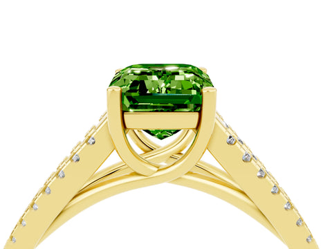 Yellow gold Emerald Cut Peridot Solitaire Engagement Ring with Split Shank Pavé Band_4
