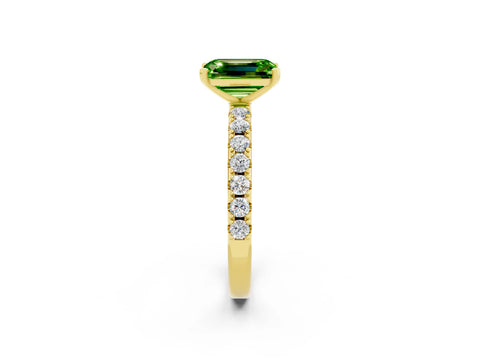 Yellow gold Emerald Cut Peridot Solitaire Pavé Band with Four-Prong Setting_2