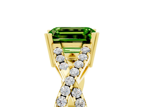 Yellow gold Emerald Cut Peridot Solitaire Ring with Four-Prong Setting and Twisted Pavé Band_5
