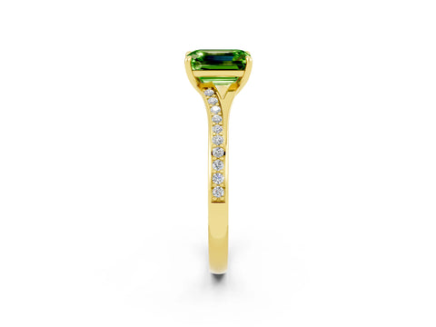 Yellow gold Emerald Cut Peridot Solitaire Ring with Pavé Band and Prong Setting_2