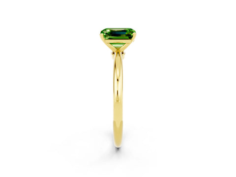 Yellow gold Emerald Cut Peridot Solitaire Ring with Six-Prong Setting and Classic Band_2