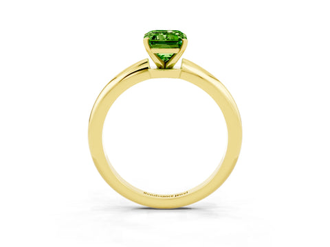 Yellow gold Emerald Cut Peridot Solitaire Ring with Six-Prong Setting and Classic Band_3