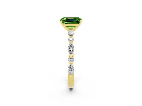 Yellow gold Emerald Cut Peridot Solitaire with Side Stones on a Pavé Band and Four-Prong Setting_2