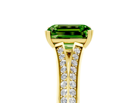 Yellow gold Emerald Cut Peridot Split Shank Engagement Ring with Pavé Band_5