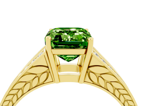 Yellow gold Emerald Cut Peridot Split Shank Ring with Pavé Band and Four-Prong Setting_4