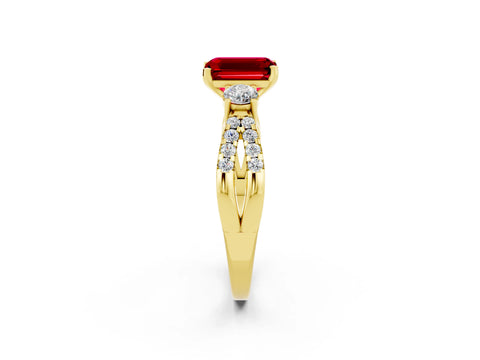 Yellow gold Emerald Cut Ruby Three-Stone Ring with Pavé Split Shank and Four-Prong Setting_2