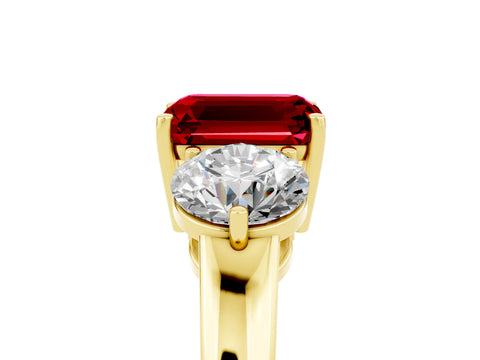 Yellow gold Emerald Cut Ruby Three-Stone Ring with Prong Setting and Classic Band_5