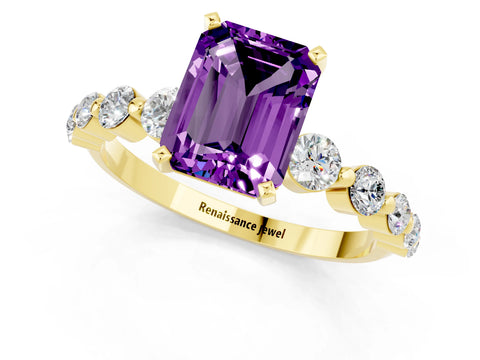 Yellow gold Emerald Cut Solitaire Amethyst Ring with Pave Band and Four-Prong Setting_1