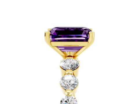 Yellow gold Emerald Cut Solitaire Amethyst Ring with Pave Band and Four-Prong Setting_5
