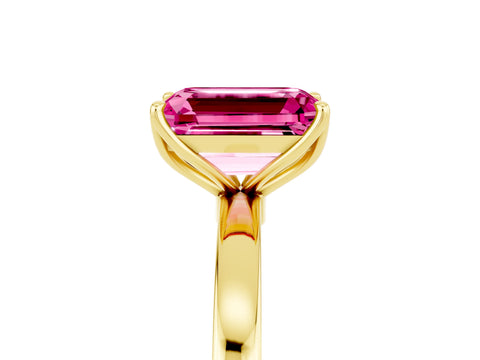 Yellow gold Emerald Cut Solitaire Diamond Ring with Thin Band and Four-Prong Setting_5