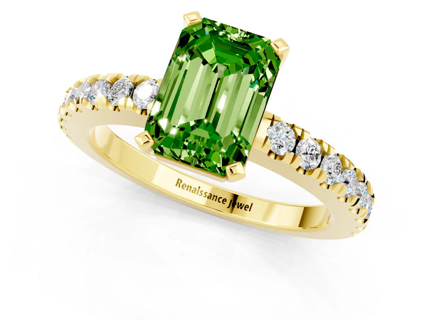 Yellow gold Emerald Cut Solitaire Peridot with Pavé Band and Four-Prong Setting