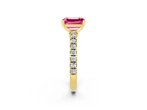 Yellow gold Emerald Cut Solitaire Diamond with Pavé Band and Four-Prong Setting_2