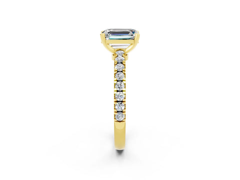 Yellow gold Emerald Cut Solitaire Diamond with Pavé Band and Four-Prong Setting_2