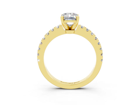 Yellow gold Emerald Cut Solitaire Diamond with Pavé Band and Four-Prong Setting_3