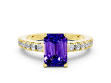 Yellow gold Emerald Cut Solitaire Diamond with Pavé Band and Four-Prong Setting