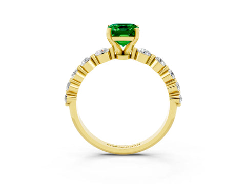 Yellow gold Emerald Cut Solitaire Emerald Ring with Pave Band and Four-Prong Setting_3