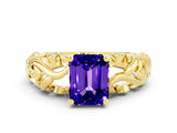 Yellow gold Emerald Cut Solitaire Tanzanite Leaf-Inspired Vine Band Ring with Prong Setting