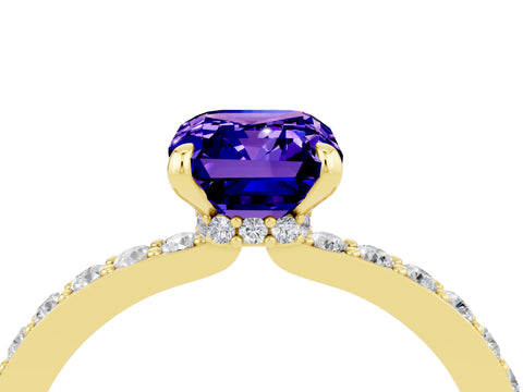 Yellow gold Emerald Cut Tanzanite Solitaire Engagement Ring with Pavé Band and Four-Prong Setting_4