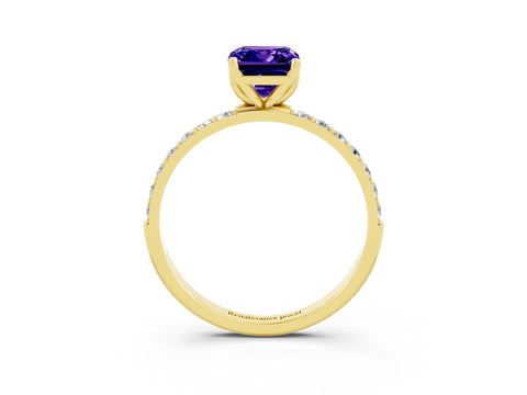 Yellow gold Emerald Cut Tanzanite Solitaire Engagement Ring with Pavé Band and Prong Setting_3