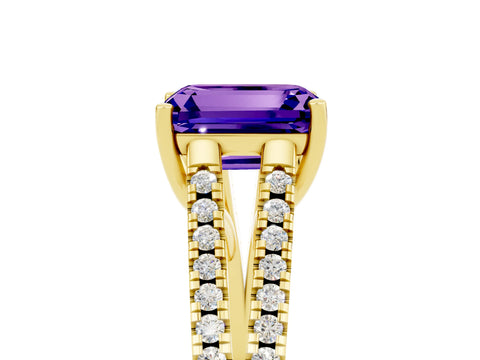 Yellow gold Emerald Cut Tanzanite Solitaire Engagement Ring with Split Shank Pavé Band_5