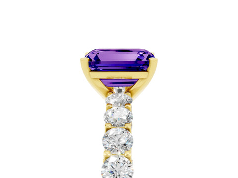 Yellow gold Emerald Cut Tanzanite Solitaire Ring with Shared Prong Pavé Band and Four-Prong Setting_5