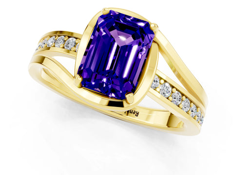 Yellow gold Emerald Cut Tanzanite Solitaire Ring with Split Shank and Prong Setting_1