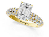 Yellow gold Emerald Diamond Pavé Band Solitaire Ring with Four-Prong Setting_50