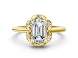 Yellow gold Emerald Halo Diamond Ring with Round Cluster Setting, Solitaire Band, and Four-Prong Setting_85