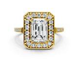Yellow gold Emerald Halo Diamond Ring with Split Shank and Four-Prong Setting_49