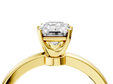 Yellow gold Emerald Solitaire Diamond Ring with Six-Prong Setting on a Classic Band_7