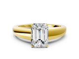 Yellow gold Emerald Solitaire Diamond Ring with Tapered Band and Four-Prong Setting_48