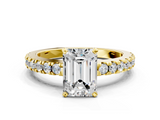 Yellow gold Emerald Solitaire Diamond with Pavé Band and Four-Prong Setting_80