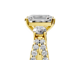 Yellow gold Emerald Three-Stone Diamond Ring with Pavé Split Shank and Four-Prong Setting_109