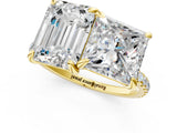 Yellow gold Emerald and Princess Toi Moi Ring with Prong Setting and Pave Band 1