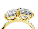 Yellow gold Emerald and Princess Toi Moi Ring with Prong Setting and Pave Band 4