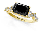 Yellow gold Fancy Black Emerald Cut Diamond Cluster Pavé Band with Four-Prong Setting_4