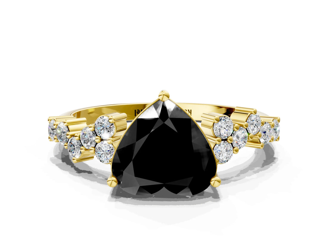 Yellow gold Fancy Black Heart Cut Diamond Cluster Pavé Band with Four-Prong Setting_3