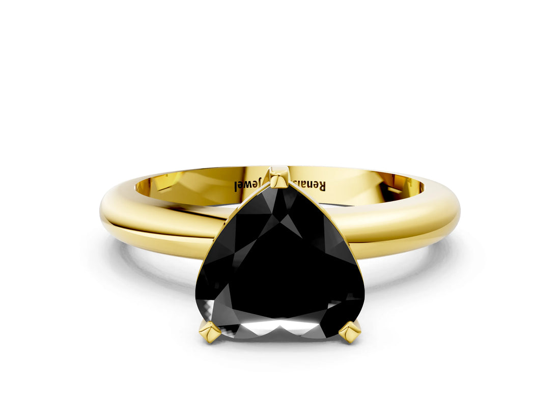 Yellow gold Fancy Black Heart Cut Diamond Solitaire Engagement Ring with Round Band and Four-Prong Setting_84