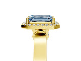 Yellow gold Fancy Blue Emerald Cut Halo Round Diamond Twist Band with Four-Prong Setting_5