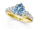 Yellow gold Fancy Blue Heart Cut Brilliant Diamond Pavé Band with Six-Prong Setting_1